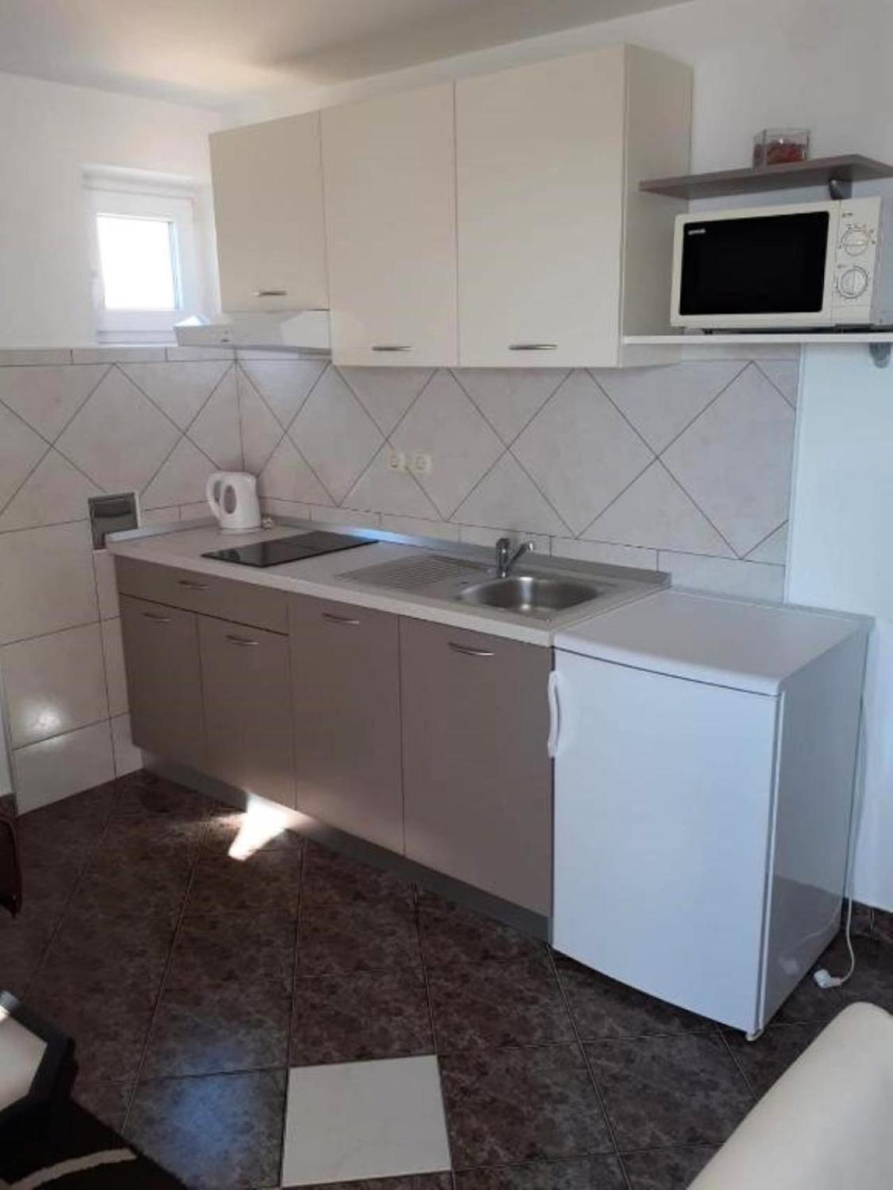 Guest House Lucija Banjol Cameră foto