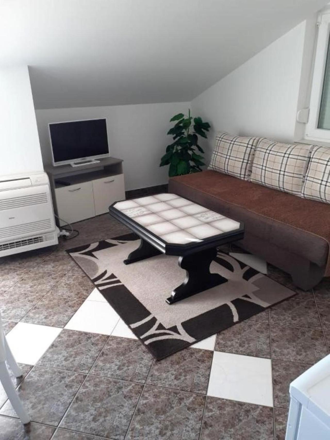 Guest House Lucija Banjol Cameră foto
