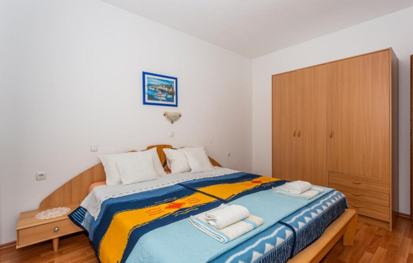 Guest House Lucija Banjol Cameră foto